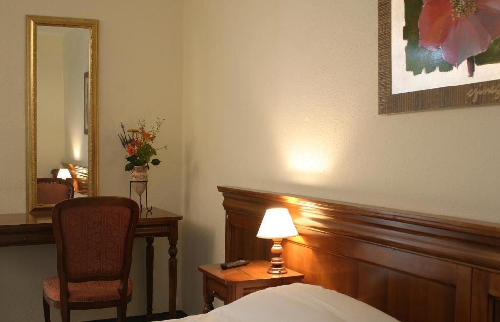 Sir David Balaton Castle Apartmanok Balatonszepezd Zewnętrze zdjęcie