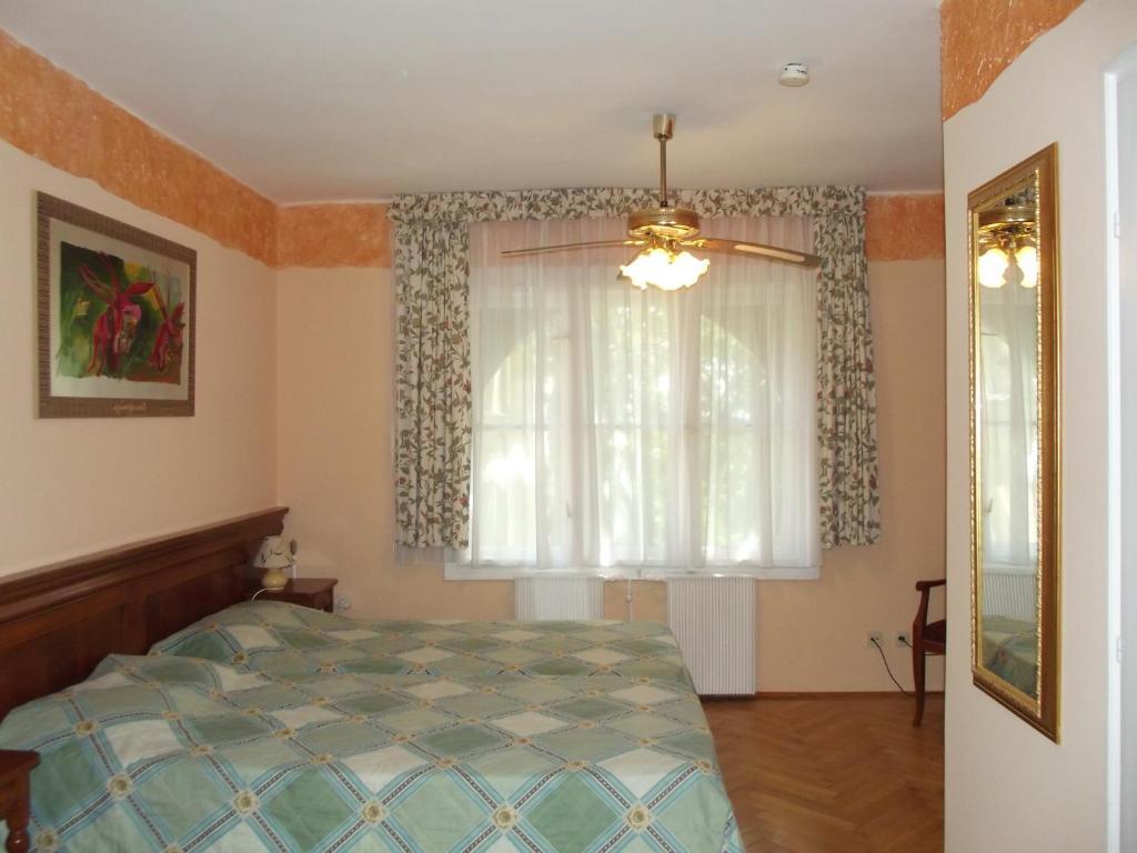 Sir David Balaton Castle Apartmanok Balatonszepezd Pokój zdjęcie