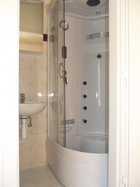 Sir David Balaton Castle Apartmanok Balatonszepezd Pokój zdjęcie